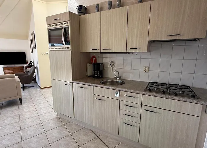 Zeester 179 Semesterbostad