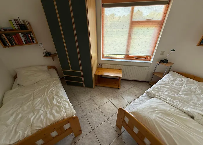 Semesterbostad Zeester 179 De Zandloper